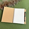 Spiralnotizbuch mit Stift