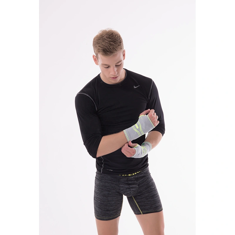 Customized Logo Available Sport Hand wrist knitted elastic palm support