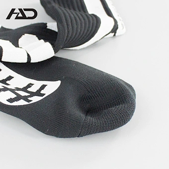 hot selling custom logo free terry sport socks