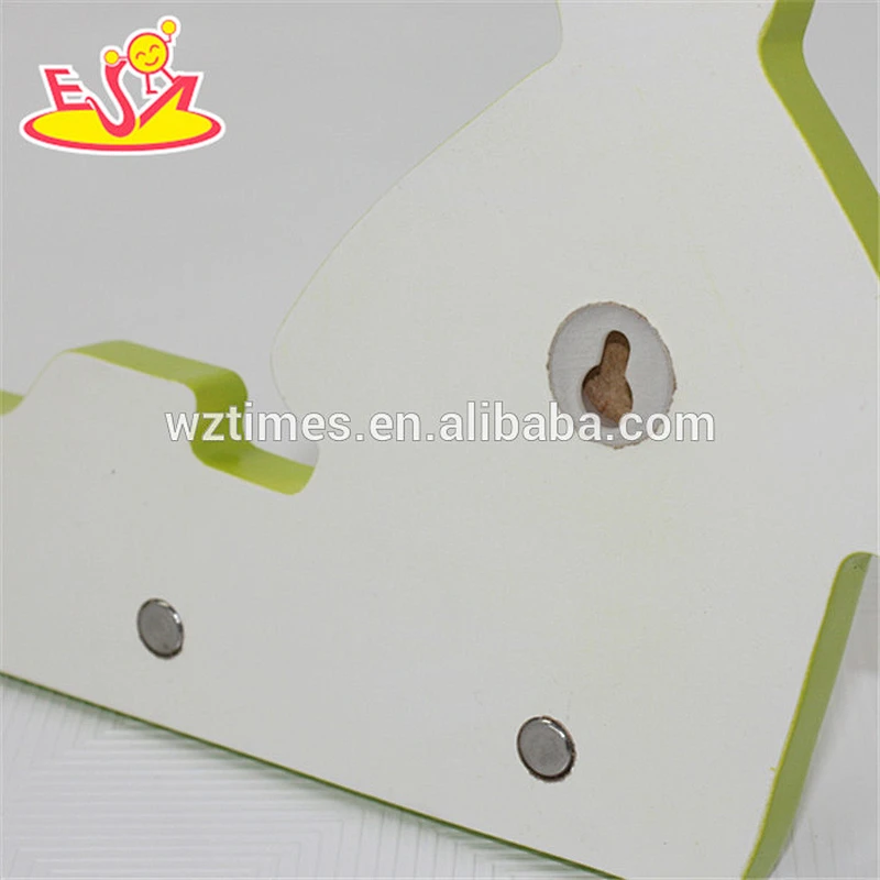 wholesale hot sale household necessities wooden coat hook for children W09B047