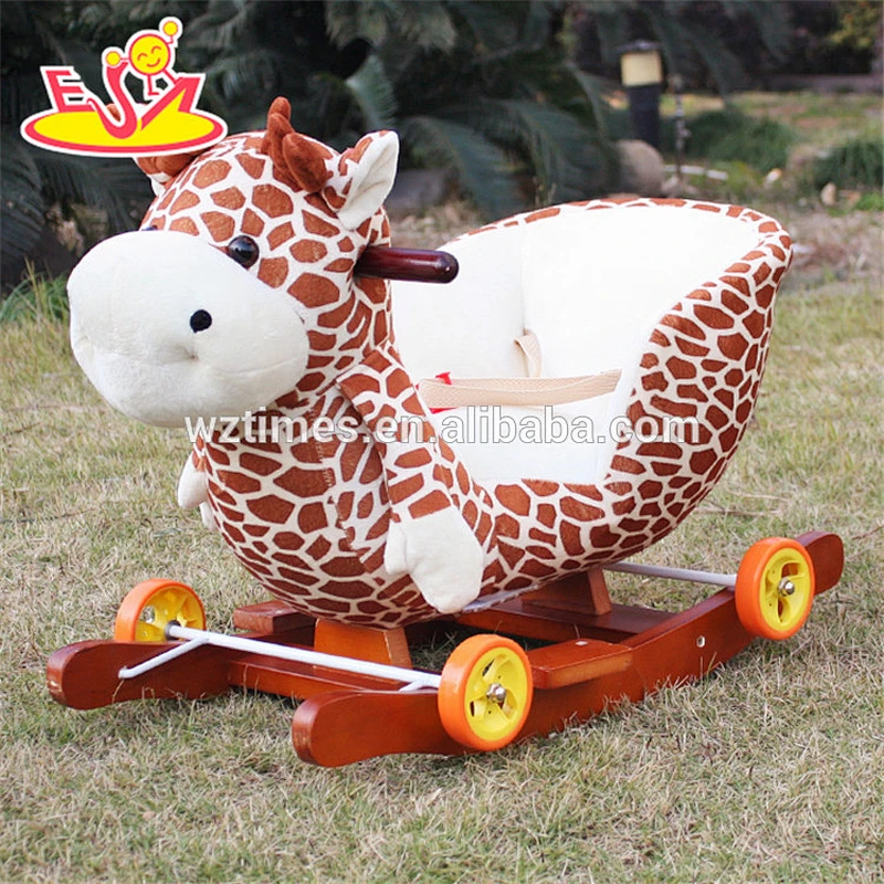 2018 Top fashion toddlers wooden rocking horse with wheels W16D081