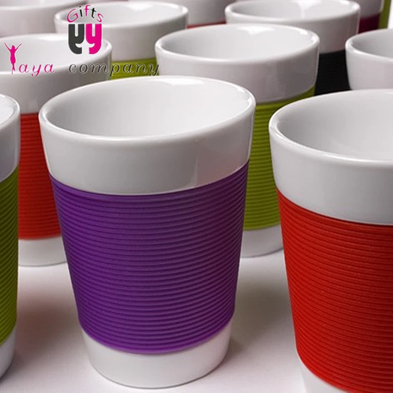 2016 Hot Selling Factory Direct Price Custom-Made glass water bottle with silicone sleeve,silicone rubber cup sleeve