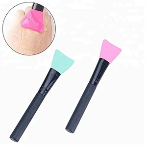 Wholesale black wood handle flat silicone face/facial mask applicator brush for makeup