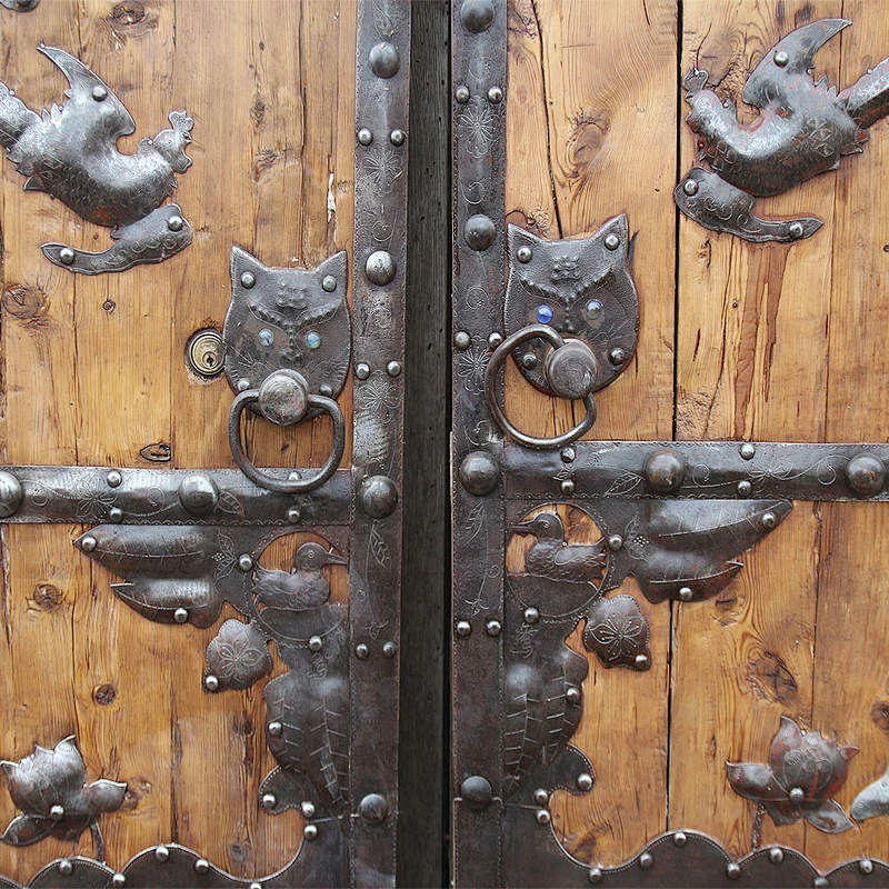 Vintage Antique Shanxi Recycle Old Elm Wood Inlaid Garden Door