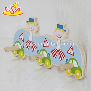 wholesale reliable quality wooden row of hooks for children W09B043