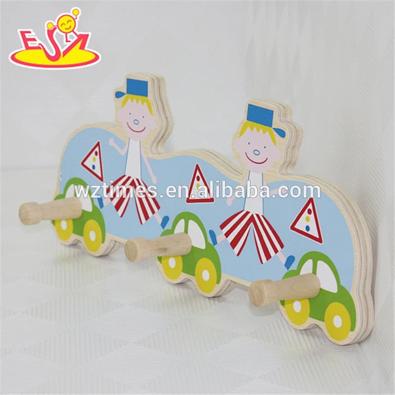 wholesale reliable quality wooden row of hooks for children W09B043