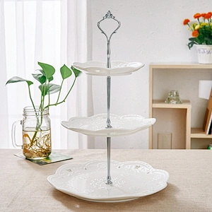 2019 beautiful ceramic dish tableware three-layer dessert plate fo party