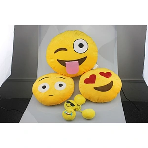Emoji Cushion pillow