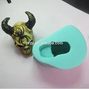 QT0002 3d Sheep Shofar skull with a spider on head silicone molds for concrete Halloween handmade soap mold PRZY