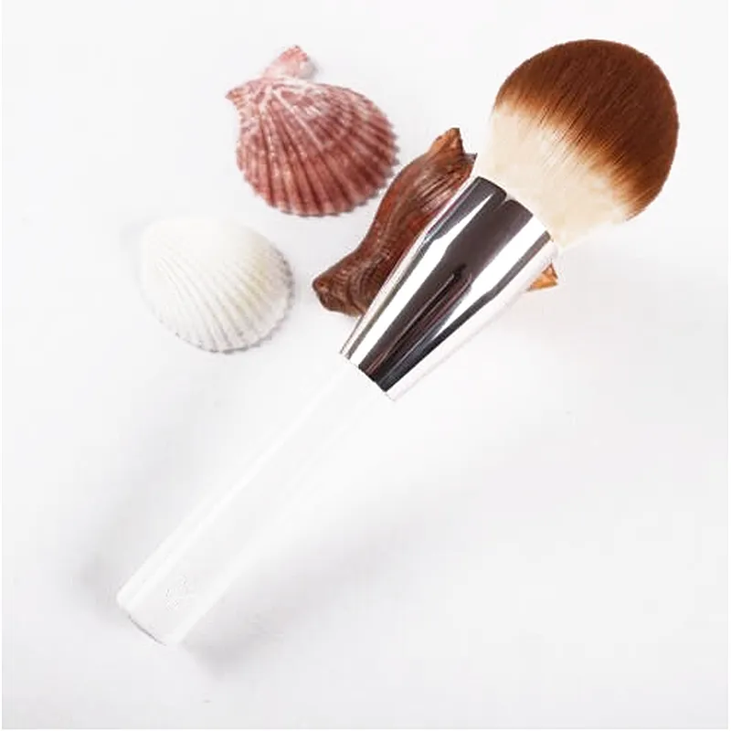 The latest professional beauty makeup brush can customize the logo synthetic hair convenient to carry makeup brush