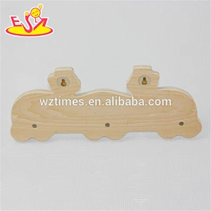 wholesale reliable quality wooden row of hooks for children W09B043