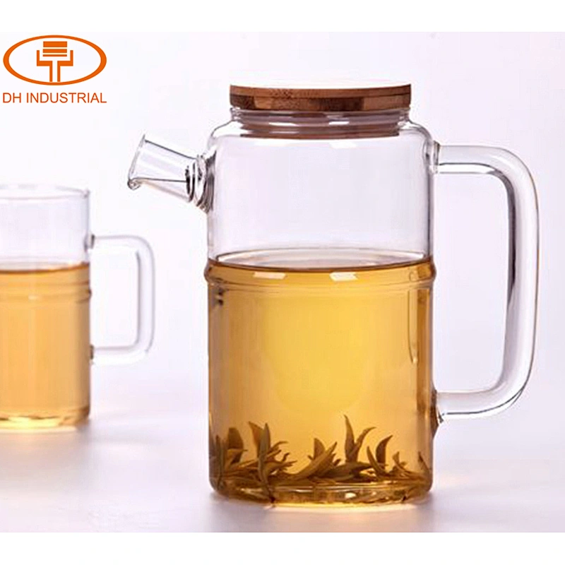 2018 High Quality OEM Glass Tea Pot High-Capacity 750 ml Glass Water Kettle Cup with Wooden Lid