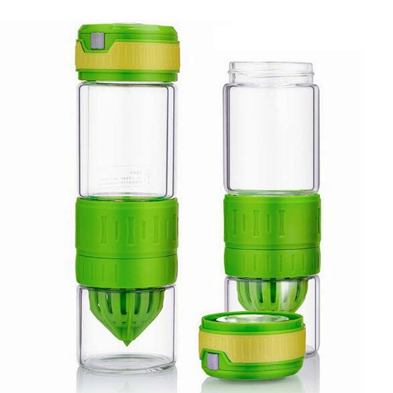 Portable manual juicer tool glass juicer cup bottle with food-grade material lid for outing trip