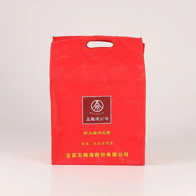 Custom red rectangular bag for white wine packaging
