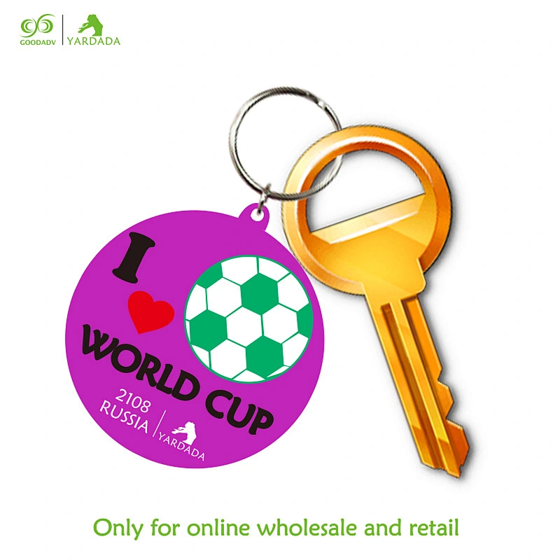 2018 color football pattern soft PVC keychain, round convenient, high quality and beautiful keyring in stock.