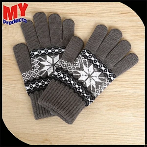 Ordinary keep warm snowflake striped gloves