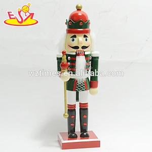 Wholesale wonderful wooden king nutcracker ornament toy as holiday gift W02A201