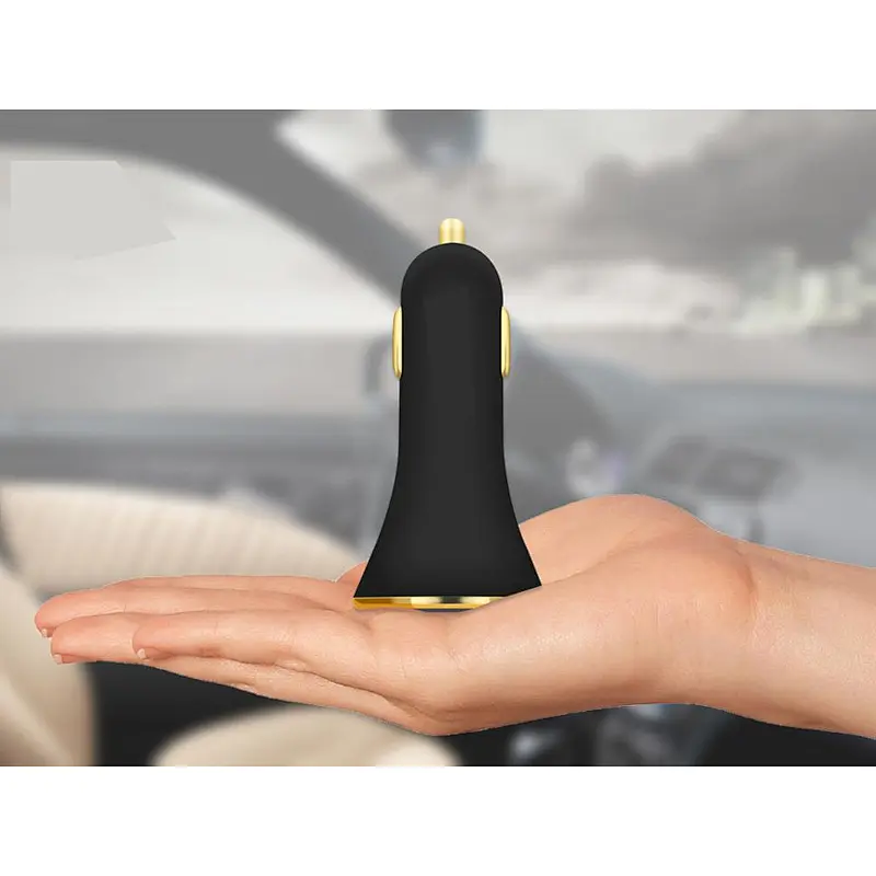 Wholesale Black White Metal Portable Mobile Phone 3 USB Port Car Charger