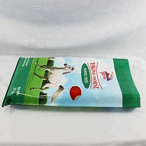 Bopp laminated pp woven horse feed bag 20kg in bulk packaging , 25kg plastic animal feed bag for sale