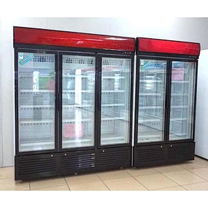 Factory Price 3 Door Beverage Cooler and Soft Drink Display Refrigerator with Big Capacity