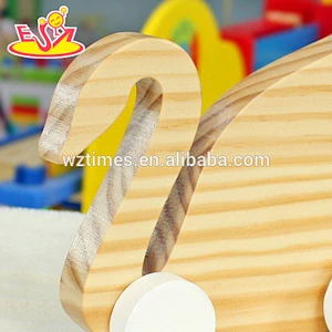 2018 venta al por mayor bebé cisne de juguete de madera de alta calidad niños cisne de juguete de madera superior moda niños cisne juguete de madera W05B149