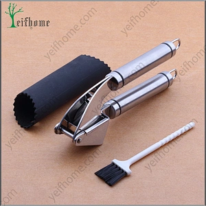 High quality 18/0 stainless steel garlic press set and Silicone Tube Rolle