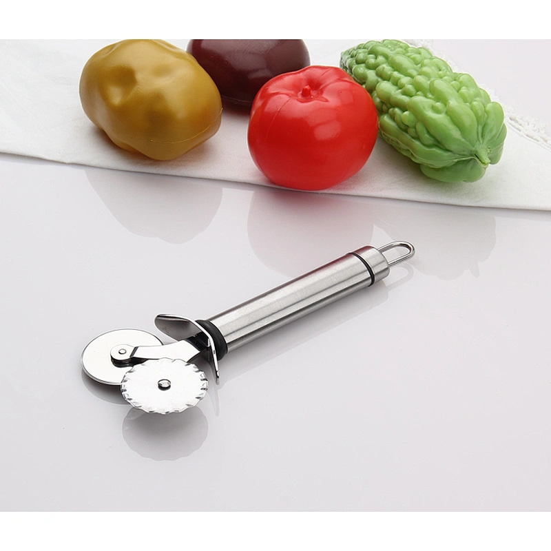 Manual Stainless Steel Pizza Cutter Wheel 2015