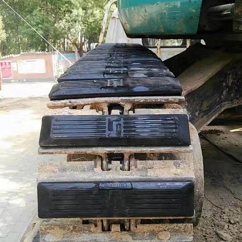 Nice quality R160 excavator rubber track pads for hot sale