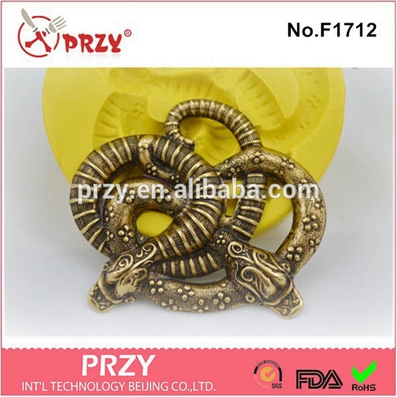 2015 hotsale Intertwined Snakes cake decor silicone cake mold
