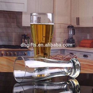 玻璃杯