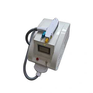 Máquina de eliminación de tatuajes con láser Nd Yag 532nm 1064nm 1320nm