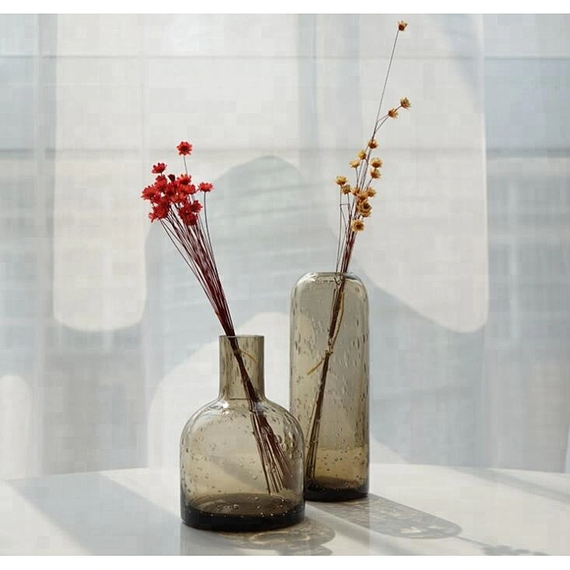 Wholesale American Country Style Geometric Shape Colored Handblown Glass Vase With Bubble For Home Decoration