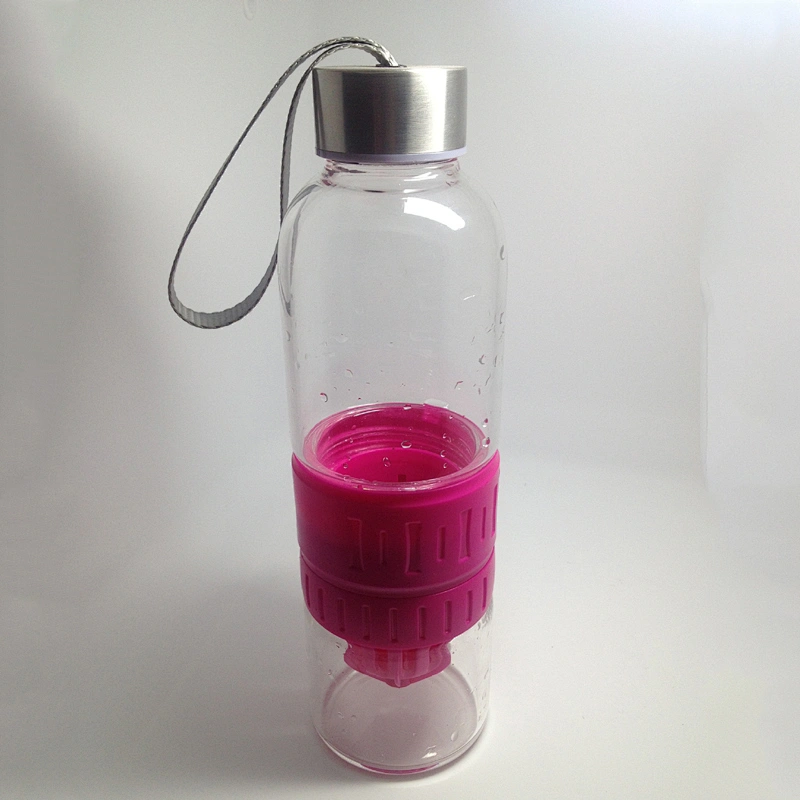Portable manual juicer tool glass juicer cup bottle with food-grade material lid for outing trip