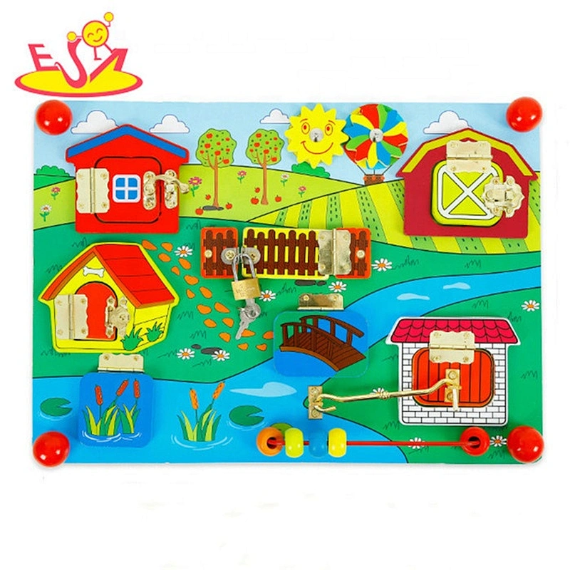 2019 New hottest educational wooden kids busy board for wholesale W12D124