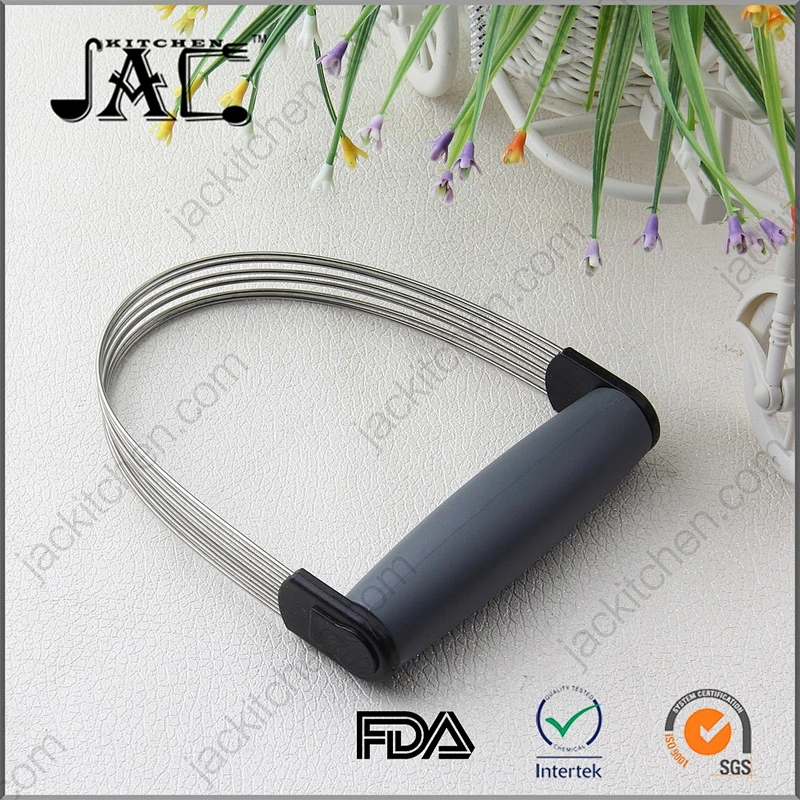 Manual Baking Wire Pastry Cutter Round Hand Dough Blender