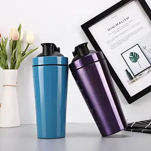 Wholesale 304 Metal Material Shaker Cup Low MOQ Sport Shaker Bottle Customized Logo Vacuum Cup
