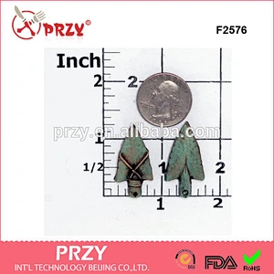 F2576 Silicone arrow head mold create two arrow head for jewelry, charms, cupcake toppers, candies, mints - food safe mold