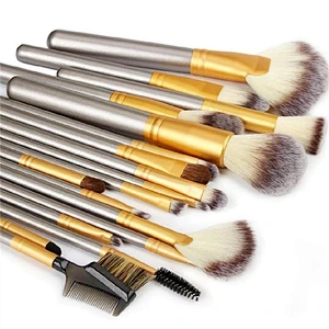 Customized Logo 18pcs Makeup Brush Set With Cosmetics Makeup Bag