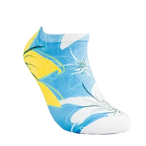 Customized Design Colorful 3D Digital Photo Print Bamboo Yarn Socks