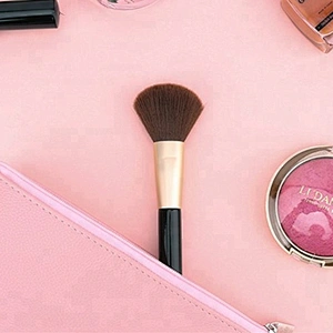 High quality mini portable flat blush brush private label pocket makeup brush