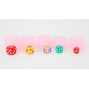 Different size dice food grade chocolate silicone mold for fondant sugar gummy pais