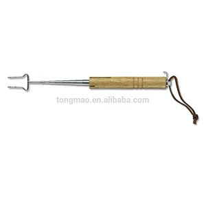 Telescopic bbq roasting fork Marshmallow hotdog stick with wooden handle