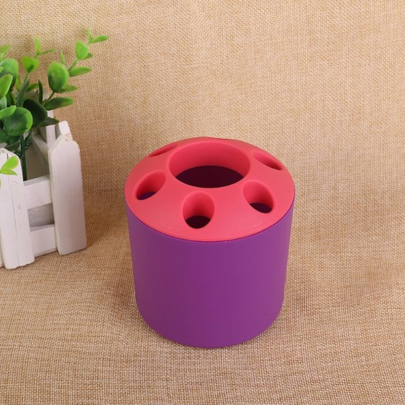 plastics pen container