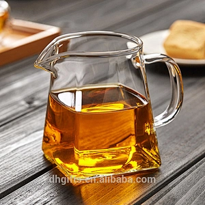 Food grade 260ML glass cup with stainless steel tea strainers with lid for home office usage