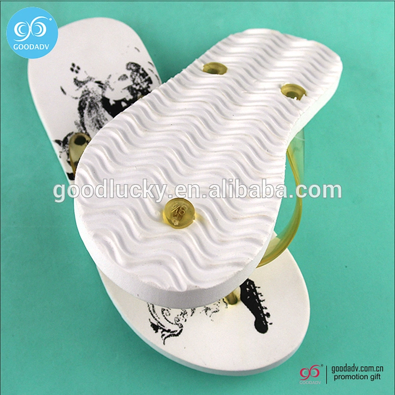 Cheap wholesale summer men casual clothes custom flip flops