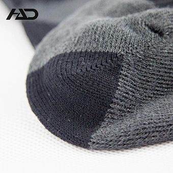 cotton stripe jacquard half terry sport socks