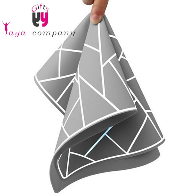 100% LFGB food grade silicone placemat