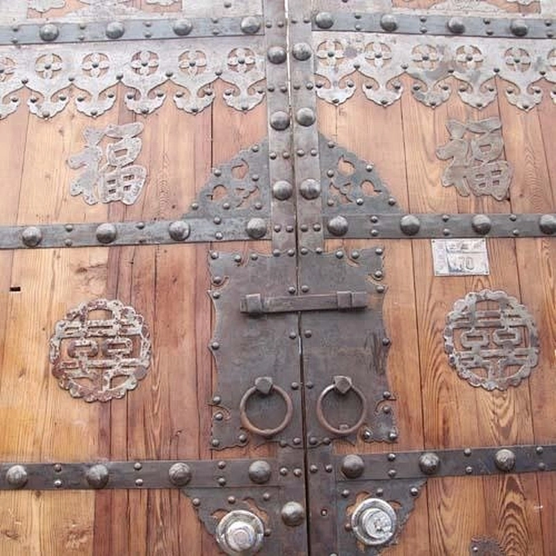 Vintage Antique Shanxi Recycle Old Elm Wood Inlaid Garden Door