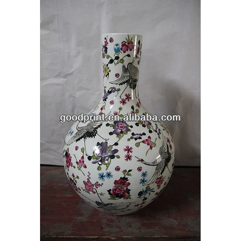 Chinese antique blue and white ceramic vase