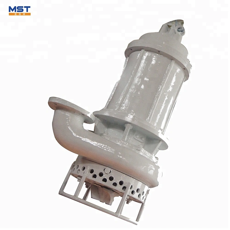 Submersible pump for sand dredger vessels